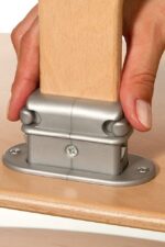 Scaun inalt - inaltime variabila - bebe cresa gradinita - lemn natur
