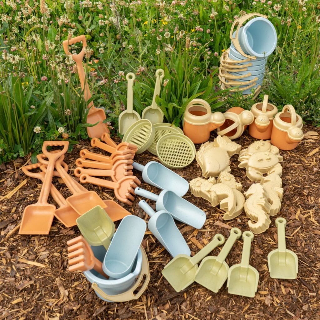 Set mare forme pentru nisip - 50 de piese din BIOplastic - Dantoy 2