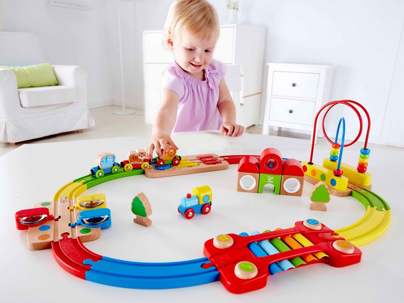 Trenuleţ lemn bebe - Traseul curcubeului - Circuit cu efecte sonore şi activităţi cognitive - Hape 2