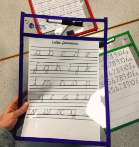 Buzunare folii protectie si scriere pentru coli A4 - Scrie si sterge - Accesorii didactice