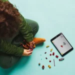 Set LEGO SUPER HEROES ROBOTUL IRON MAN VS. ULTRON 76307 - prin Didactopia