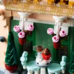 Set LEGO ICONS CAFENEA FRANTUZEASCA 10362 - prin Didactopia