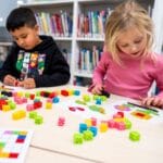 Verti-fix - Cuburi interconectabile - Transpune desene 2D în structuri 3D 3