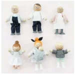 Familia mea - Figurine pentru căsuțe de păpuși - Set cu 7 piese - Lemn FSC