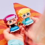 Set LEGO DISNEY FROZEN MINIPRINTESELE ANNA SI ELSA 43284 - prin Didactopia
