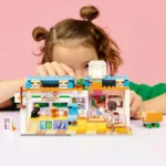 Set LEGO FIRENDS BRUTARIE CU BUNATATI PENTRU CAINI 42677 - prin Didactopia