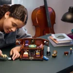 Set LEGO WEDNESDAY APARTAMENTUL LUI MANA 76785 - prin Didactopia