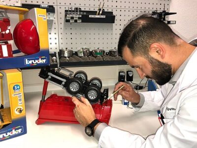 Bruder Germania - Machete detaliate vehicule diverse tractoare si utilitare